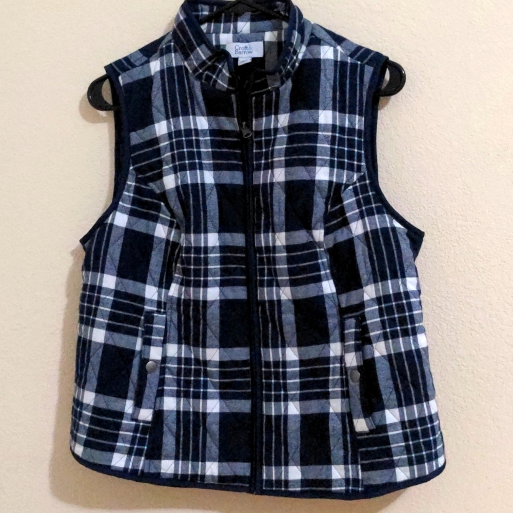 Croft & Barrow | Navy Blue and White Vest